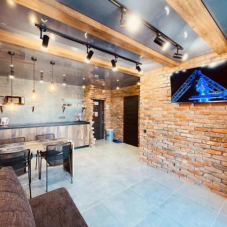 Loft В River Park З Джакузі Dnipro Ngoại thất bức ảnh