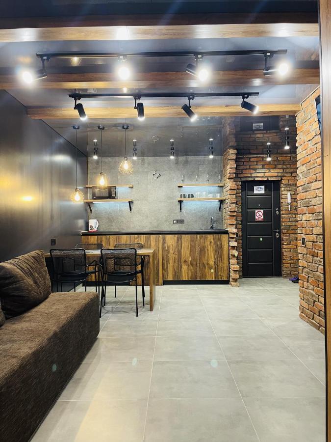 Loft В River Park З Джакузі Dnipro Ngoại thất bức ảnh