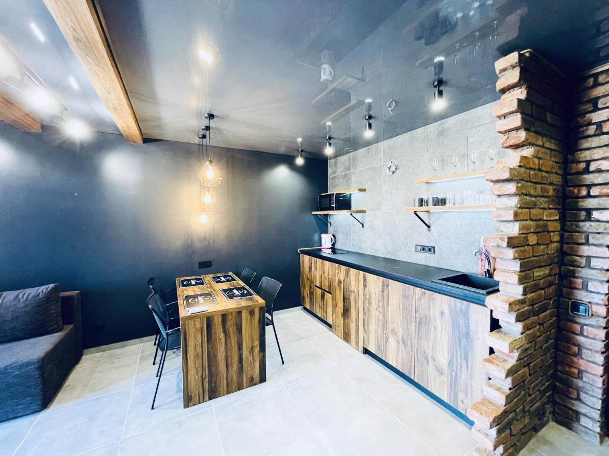 Loft В River Park З Джакузі Dnipro Ngoại thất bức ảnh