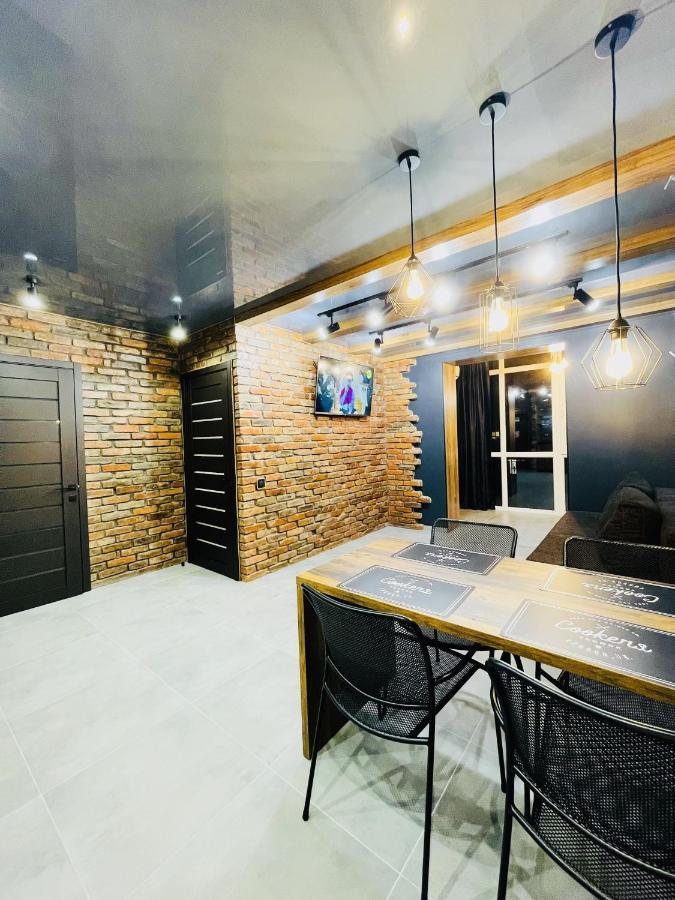 Loft В River Park З Джакузі Dnipro Ngoại thất bức ảnh